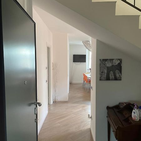Dreams Hostel Лекко Экстерьер фото