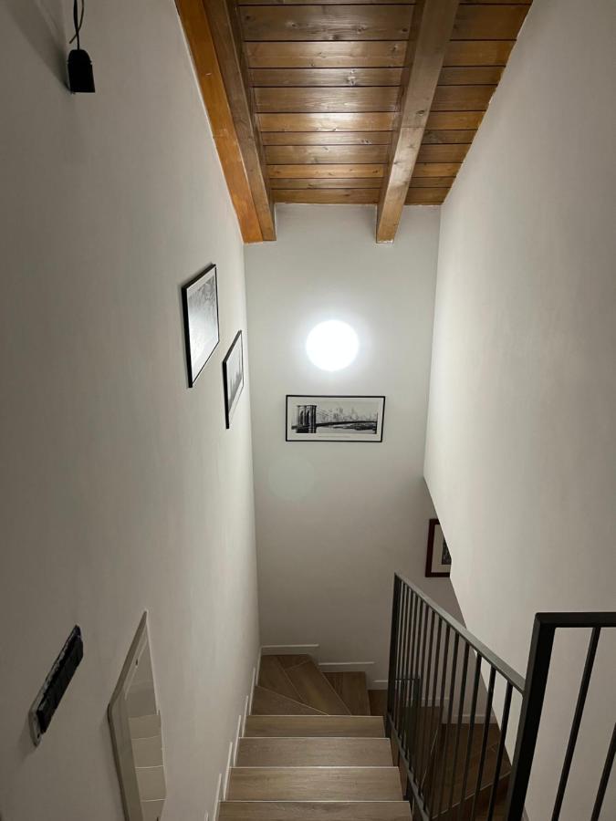 Dreams Hostel Лекко Экстерьер фото